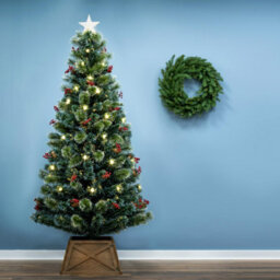 Christmas Tree World The 7Ft/210Cm Frosted Led Pine Fibre Optic Tree - thumbnail 2