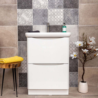 Plum&clay Eden Gloss White Floorstanding Vanity Unit With Round Resin Basin (W)640mm - image 1