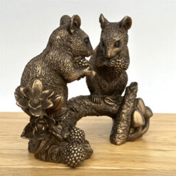 Animal Crackers Two Mice On Branch With Berries Figurine From The Leonardo Reflections Bronzed Range, Gift Boxed - thumbnail 2