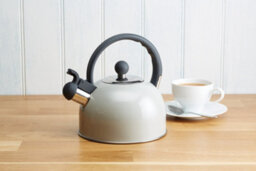 KitchenCraft Living Nostalgia French Grey Traditional 1.4 Litre Whistling Kettle - thumbnail 2