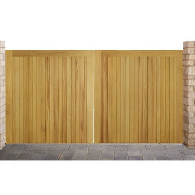 Ruby UK Ruby Iroko Croyde 3/4 1/4 Entrance Gate Pair Ruby Mortise & Tenon Wood Gates 0.9M Wide X 1.8M High Right Hand Hinge - image 1