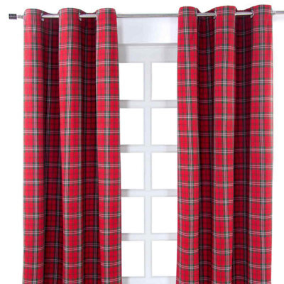 Homescapes Edward Tartan Check Ready Made Eyelet Curtain Pair, 117 X 137 Cm Drop - image 1