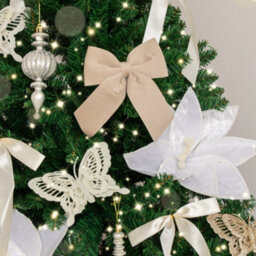 Melody Maison Set Of 4 White Glitter Butterfly Christmas Decoration Clips - thumbnail 4