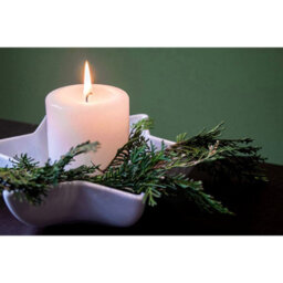 SolaDirect Pillar Candles, Pack Of 8, Unscented, Long Burning Time, 10 X 5 Cm / 4 X 2 In (Red, Matt) - thumbnail 8