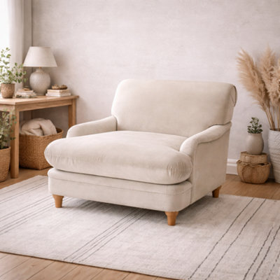 Wyld Haus Plumpton Velvet Dining Chair - Beige Scandinavian Wide Seat