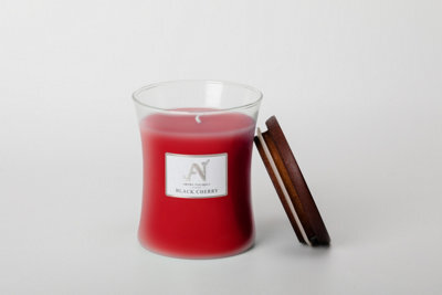 Aroma Naturals Candle 320G Black Cherry Shea Butter Wax 50H Burn Time - image 1
