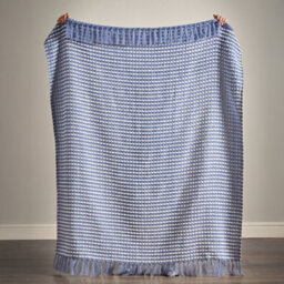 Catherine Lansfield Stab Stitch Embellished 125X150 Cm Blanket Throw Blue - thumbnail 4