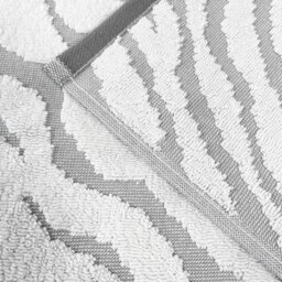 Allure Bath Fashions Zebra Print Sculpted Bath Towel - White/grey - thumbnail 4