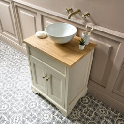 Homestylestore Antique White And Oak 645mm Bathroom Vanity Unit With Round Countertop Basin And Brushed Brass Round Handles - thumbnail 3