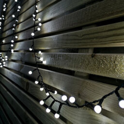 Samuel Alexander 7.5M Frosted Berry Christmas Lights With 300 Leds In White - thumbnail 3