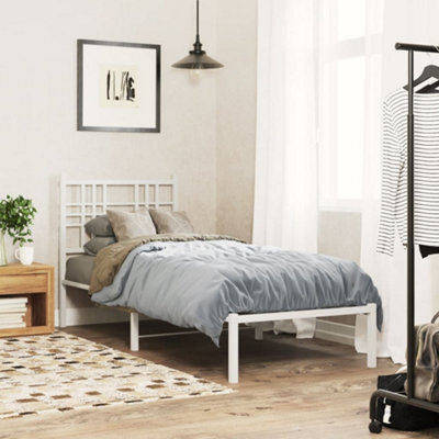 Berkfield Metal Bed Frame Without Mattress With Headboard White 80X200Cm - image 1