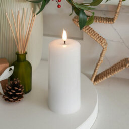 Festive Lights Ember™ Battery Signature White Candle, 10Cm - thumbnail 4