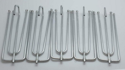 40 X Silver Colour Metal Pinch Pleat Prong Curtain Hooks Pins  Homeelabador - image 1