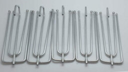40 X Silver Colour Metal Pinch Pleat Prong Curtain Hooks Pins  Homeelabador - thumbnail 1