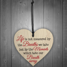 Red Ocean Life Best Moments Wooden Hanging Heart Plaque Gift Sign - thumbnail 2