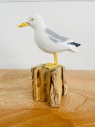 My Square Mile Bird Statue Ornament Wooden Hand Carved Bird Tree Stump British Birds Indoor/outdoor Garden Ornament (Sammie The Seagull) - thumbnail 2