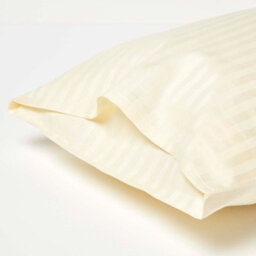 Homescapes Yellow Cotton Stripe Kids Pillowcases 40 X 60 Cm 330 Thread Count, 2 Pack - thumbnail 2
