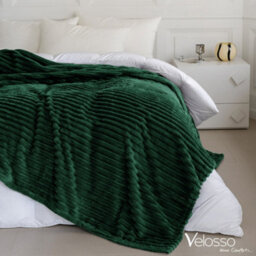 Velosso Elegant Thermal Plush Ribbed Throw Blanket In Modern Style For Sofa, Bed Emerald