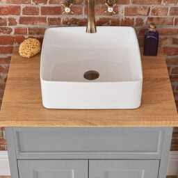 Homestylestore Light Grey And Oak 645mm Bathroom Vanity Unit With Square Countertop Basin And Aged Gold Round Handles - thumbnail 2