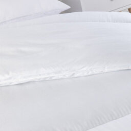 Winter 13.5 Tog Microfibre Soft Like Down Duvet With Non Allergenic Hollowfibre Filling - thumbnail 7