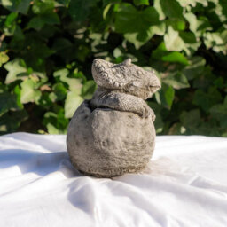 Oakleystone Northern Small Stone Cast Baby Triceratops Dinosaur Garden Sculpture - thumbnail 4