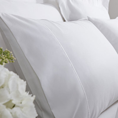 Bianca Fine Linens Luxury 800 Thread Count Cotton Sateen Standard 50X75Cm Pack Of 2 Pillow Cases With Envelope Closure White