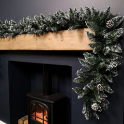Samuel Alexander Premier Christmas Rocky Mountain Garland 2.7M  Snow Flocked With Cones - thumbnail 3