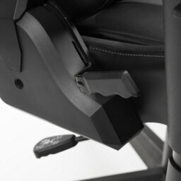 Julian Bowen Meteor Swivel Office Gaming Chair With Adjustable Arms, Back Tilt, 360 Spin, Height: 135 X Width: 55 X Depth: 67.5Cm - thumbnail 6