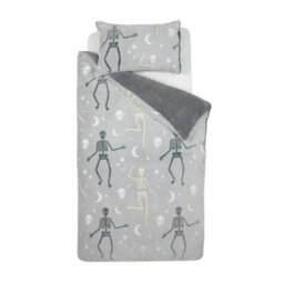 Catherine Lansfield Halloween Skeleton Fleece Glow In The Dark Duvet Cover Set With Pillowcases Grey - thumbnail 5