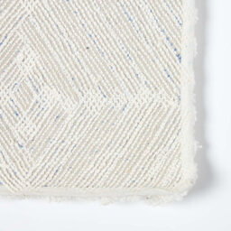 Homescapes Ikat Pattern White Bath Mat - thumbnail 4
