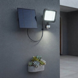Pluto Packaging 1 X Ultra Bright Solar Pir Floodlight 1000L Motion Activated Security Light - thumbnail 3