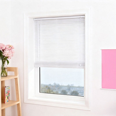 Garden Sanctuary Plisse Blind White Pvc Pleated Blind 60 X 150Cm - image 1