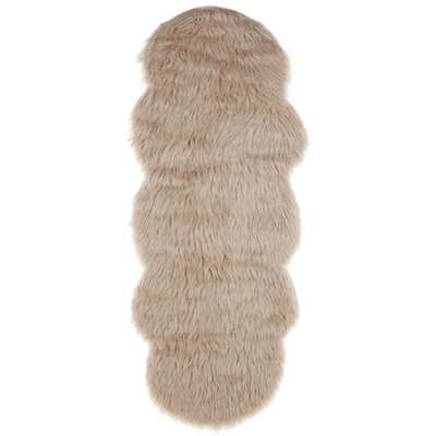 Beliani Faux Fur Rug Mamungari Sand Beige 60 X 180 Cm