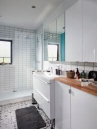 GoodHome Imandra Tall Matt Silver Mirror Effect Triple Bathroom Cabinet Mirrored (H)900mm (W)1000mm - thumbnail 5