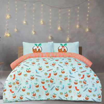 Smart Living Luxury Super Soft & Reversible Festive Christmas Puddings Duvet With Pillowcase - image 1