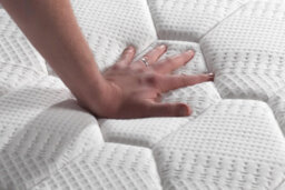 Save On Goods UK 4Ft6 Double Pocket Spring 800 Visco Elasticmemory Foam Pillow Top Sprung Mattress,vacuum Rolled,boxed - thumbnail 6