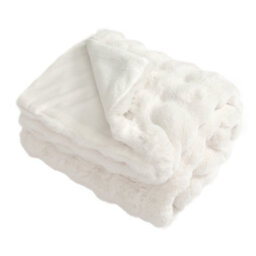 Costway Faux Fur Throw Blanket Plush Rabbit Fur Bubble Blanket 203 X 178 Cm - thumbnail 2