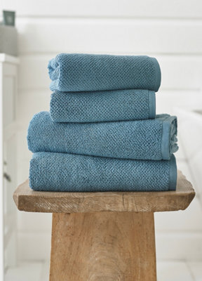 Deyongs Romeo Quik Dri Cotton Towel - image 1
