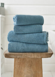 Deyongs Romeo Quik Dri Cotton Towel - thumbnail 1