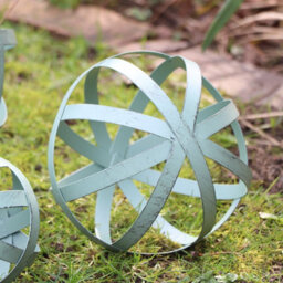 Melody Maison Set Of 3 Antique Sage Green Decorative Garden Spheres - thumbnail 5