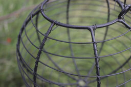 Redwood Leisure Redwood Ball Steel Nut Bird Feeder - Grey - thumbnail 6