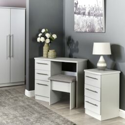 Bergamo Ready Assembled Matt Grey No Effect 3 Drawer Bedside Table (H)695mm (W)395mm (D)415mm - thumbnail 2