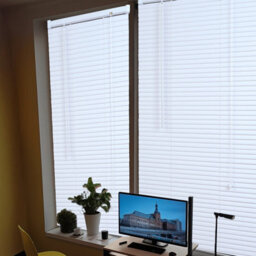 Lister Cartwright 25mm Pvc Venetian Blinds Windows Easy Fit Child Safety Included (White Textured, 145 Cm Width X 160 Cm Drop) - thumbnail 7