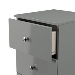 Yarmouth Ready Assembled Matt Grey No Effect 3 Drawer Bedside Chest (H)685mm (W)370mm (D)390mm - thumbnail 4