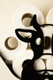 Marco Paul Black Metal Cow Toilet Roll Holder - thumbnail 4