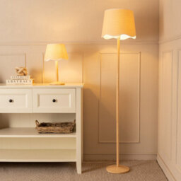 Valuelights Triston Natural Light Wood Stem Floor Lamp With Scallop White Trim Tapered Shade - thumbnail 4