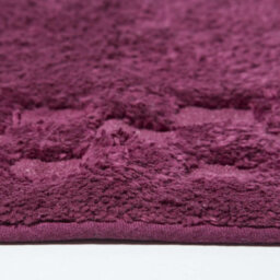 Homescapes Cotton Check Border Aubergine Bath Mat - thumbnail 3