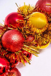 Christmas Tree World 56Cm Red & Gold Shatterproof Bauble Wreath - thumbnail 6