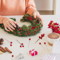 Festive Fix Christmas Holly Berries 300 Pack Red Artificial Berry Picks For Wreaths Garlands Trees And Holiday Craft Decorations - thumbnail 6