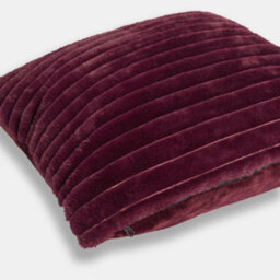 OHS 2 Pack Faux Fur Ultra Soft Thick Ribbed Square Cushion Covers, Burgundy - thumbnail 2